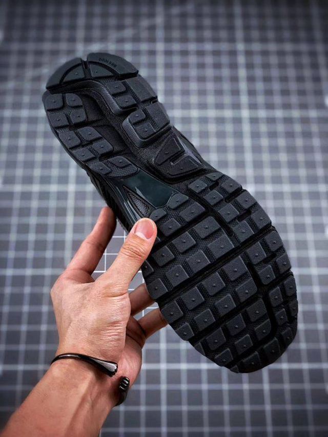 Nike男鞋 2019新款 耐克聯名機能黑白老爹鞋 AT3152  hdx13148